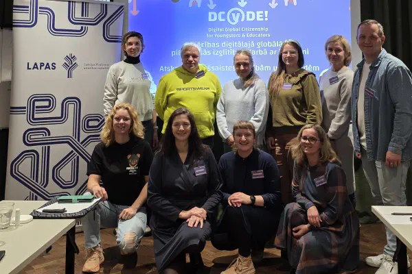Noslēdzies mācību cikls par digitālo izglītības darbu ar jaunatni